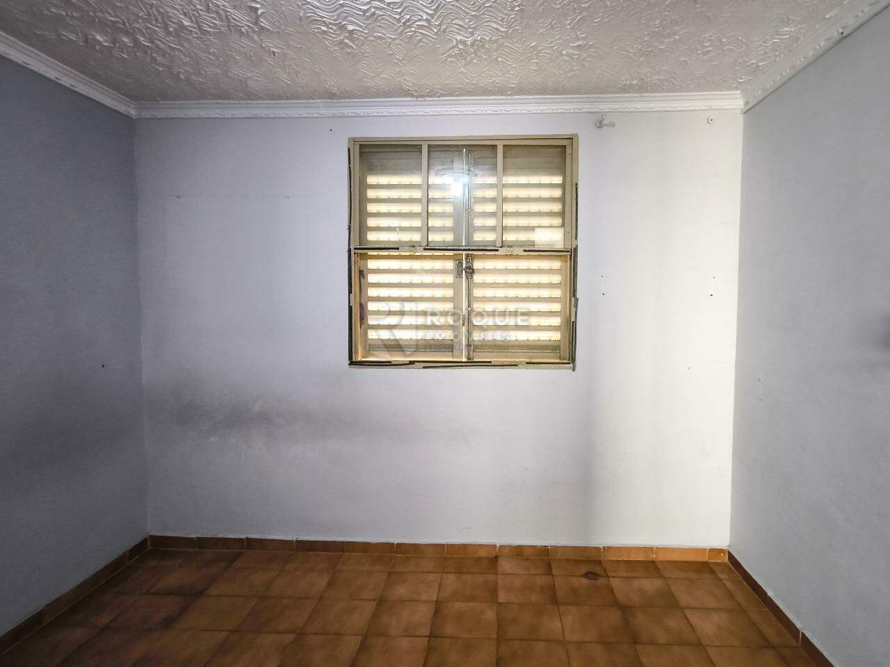 Apartamento à venda no bairro Jardim Olga Veroni: DORMITÓRIO 2