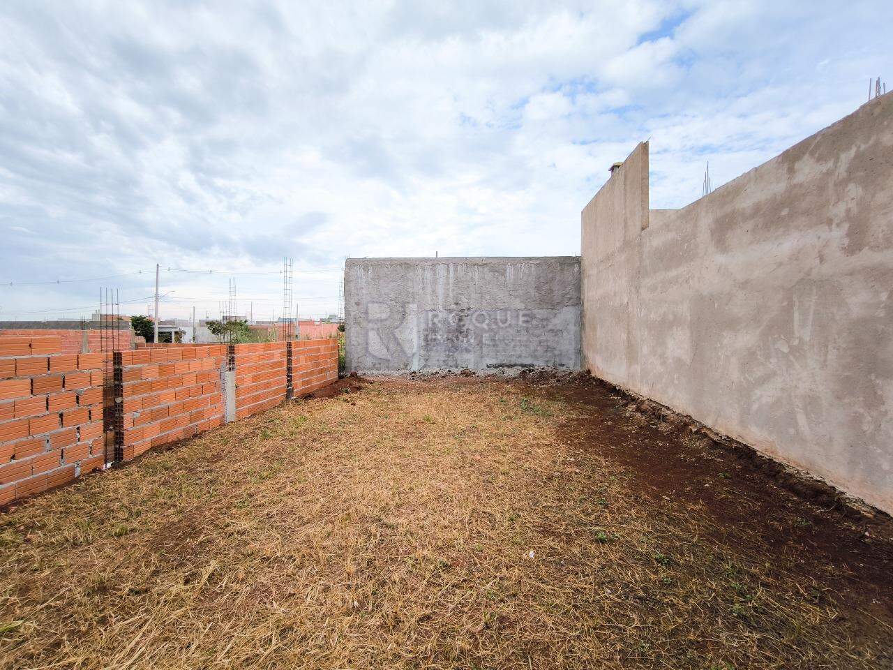 Terreno à venda no bairro Residencial Colinas do Engenho II: 