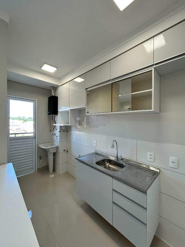 Apartamento para aluguel no bairro Jardim Esteves: Cozinha 