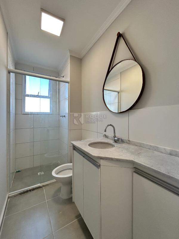 Apartamento para aluguel no bairro Jardim Esteves: WC suíte 