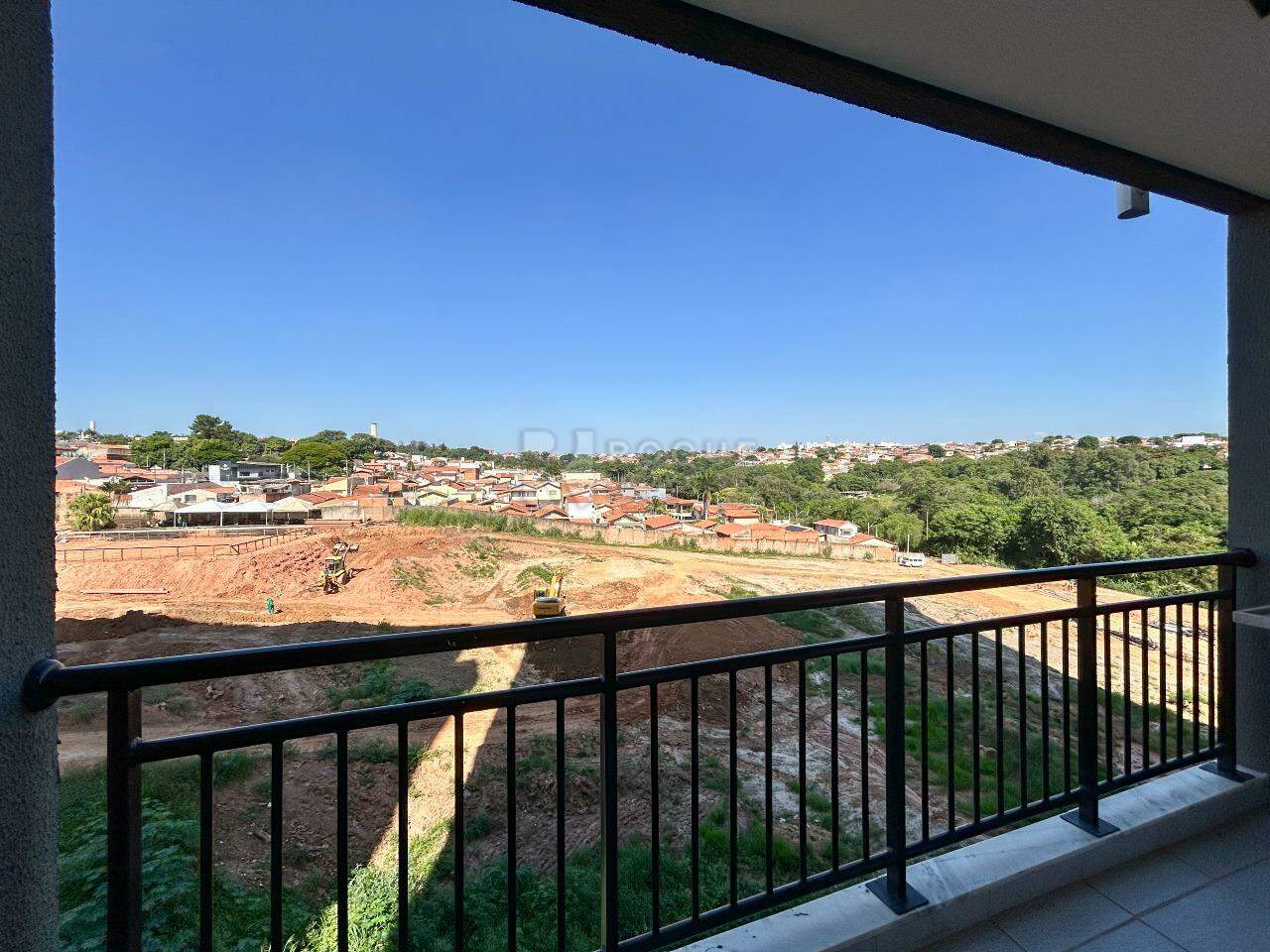 Apartamento para aluguel no bairro Jardim Esteves: Sacada