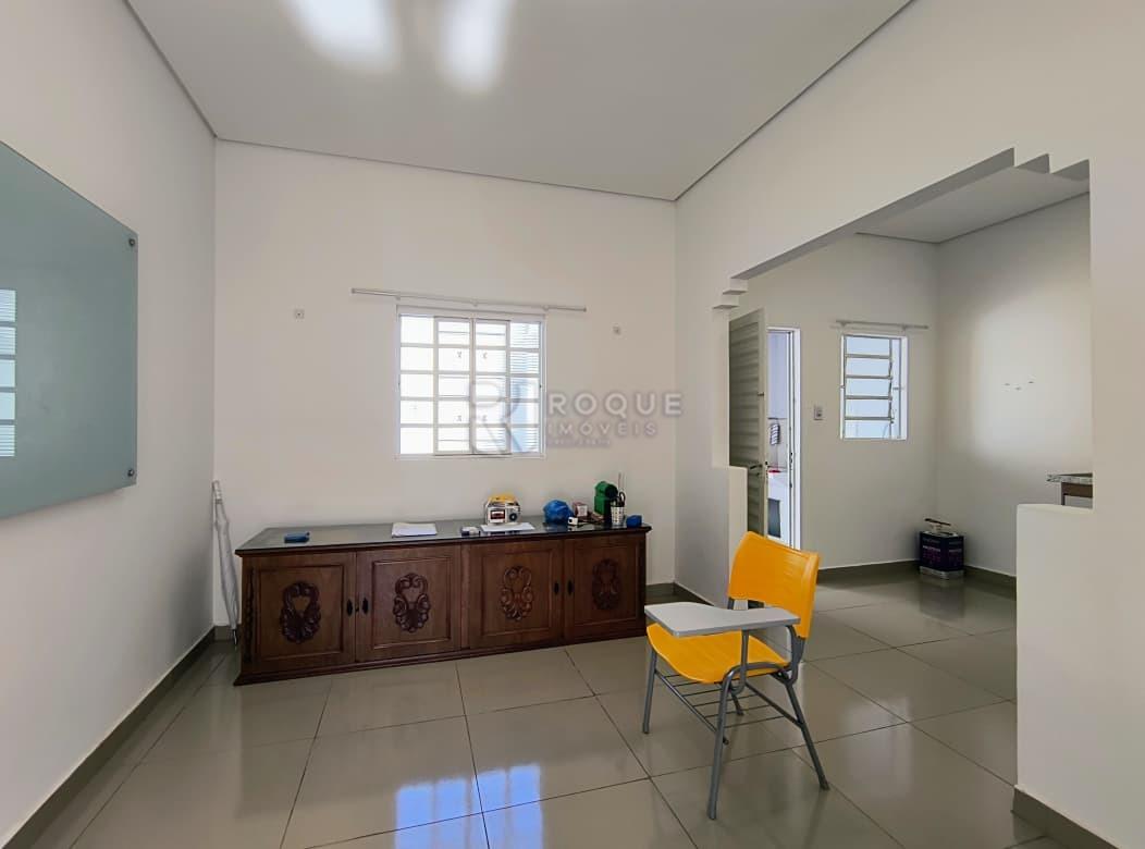 Casa Residencial para aluguel no bairro Centro: Sala