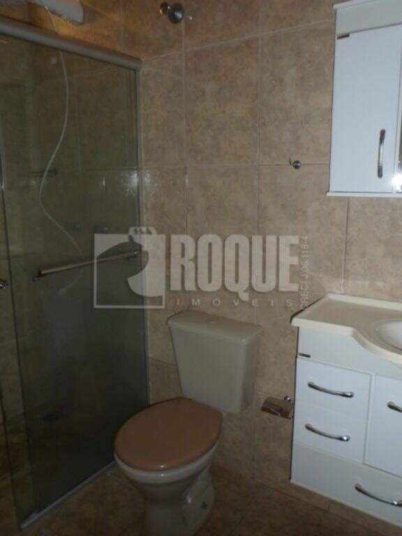 Casa Residencial à venda no bairro Jardim Consoli: WC suíte