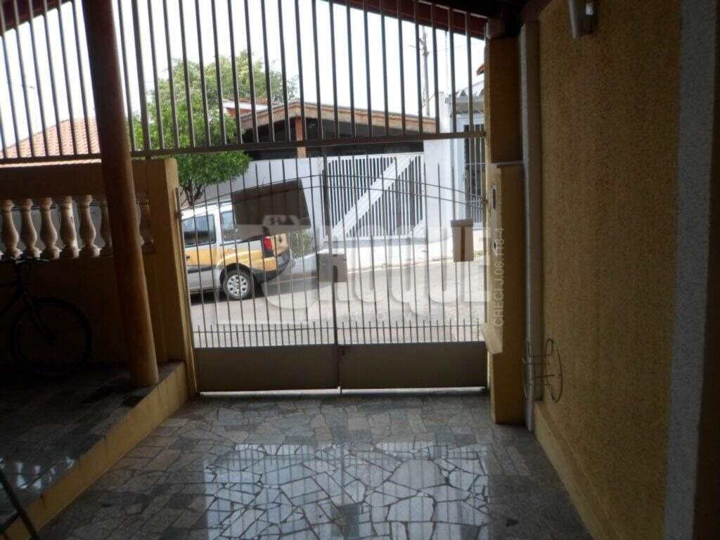 Casa Residencial à venda no bairro Jardim Consoli: Garagem 