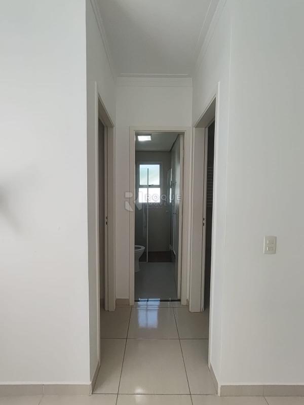 Apartamento para aluguel no bairro Vila Queiroz: Hall