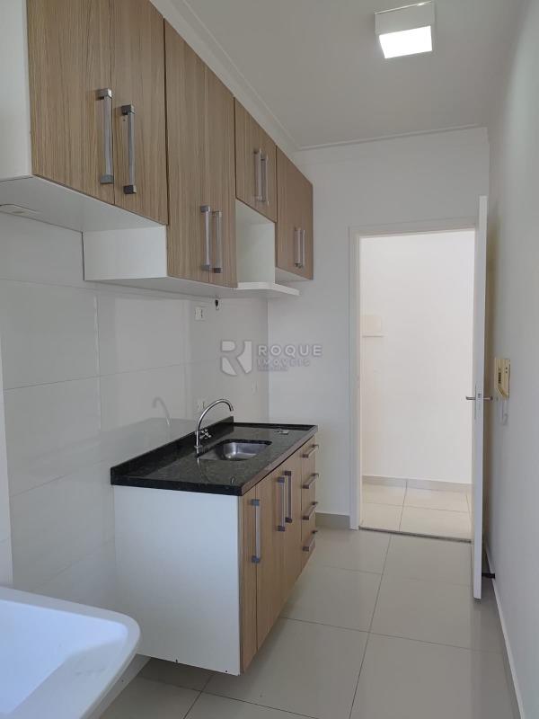 Apartamento para aluguel no bairro Vila Queiroz: Cozinha