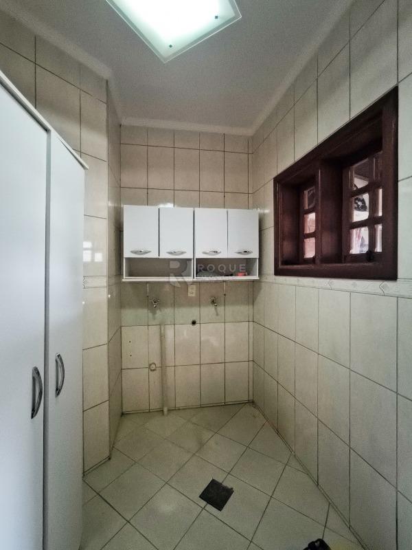 Casa em condomínio à venda no bairro Jardim Terras de Santa Elisa: LAVANDERIA