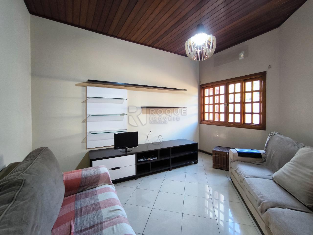 Casa em condomínio à venda no bairro Jardim Terras de Santa Elisa: SALA DE TV