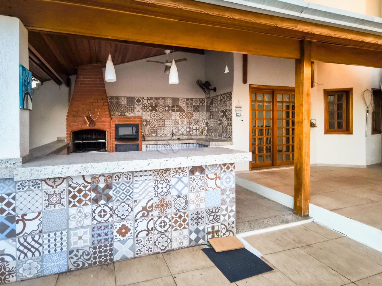 Casa em condomínio à venda no bairro Jardim Terras de Santa Elisa: ÁREA GOURMET