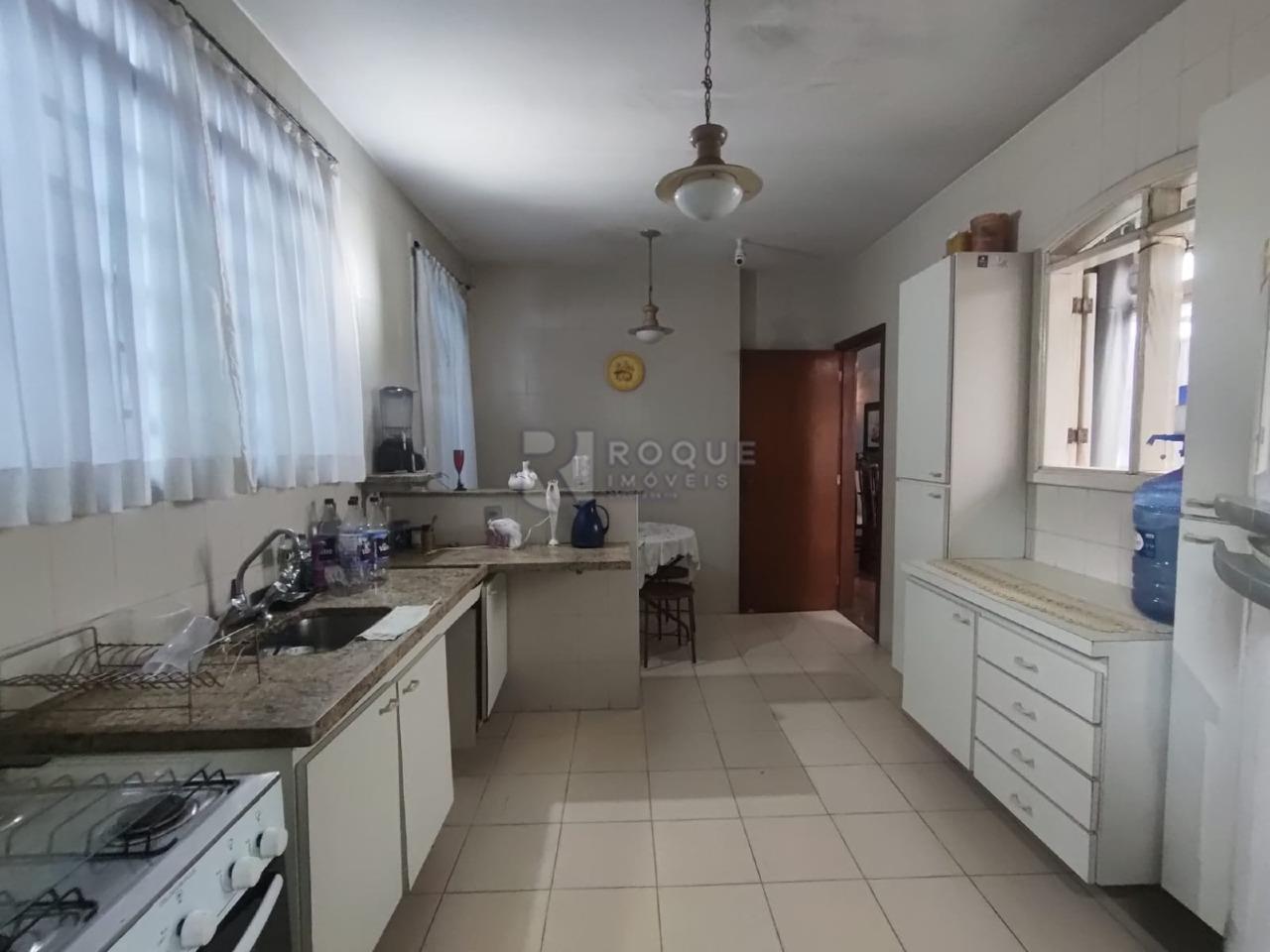 Casa Comercial para aluguel no bairro Vila Primavera: Cozinha