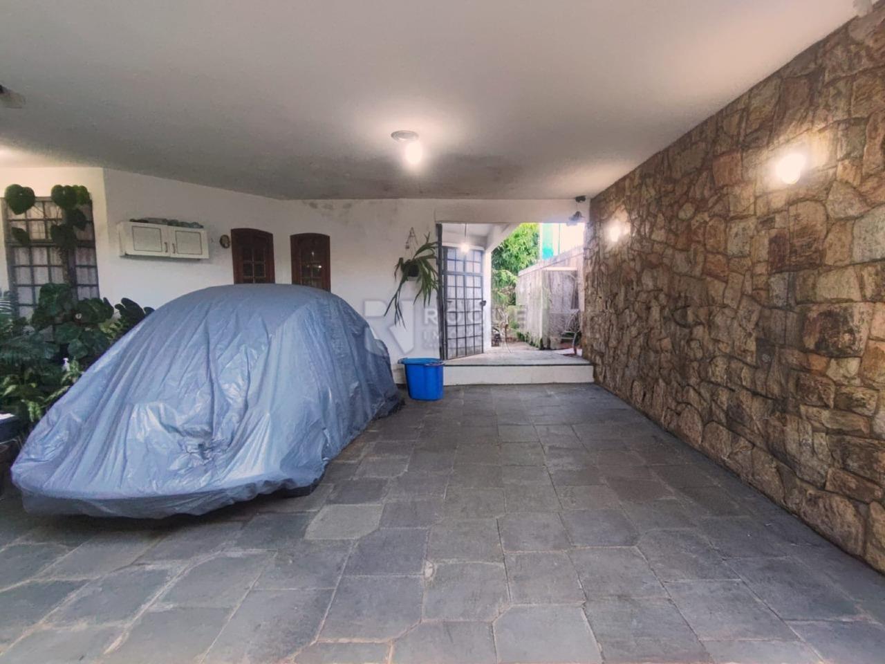 Casa Comercial para aluguel no bairro Vila Primavera: Garagem