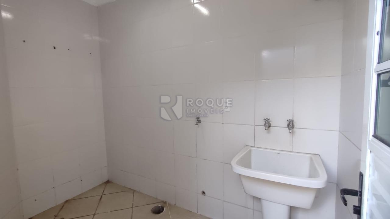 Casa em condomínio para aluguel no bairro Parque Egisto Ragazzo: 