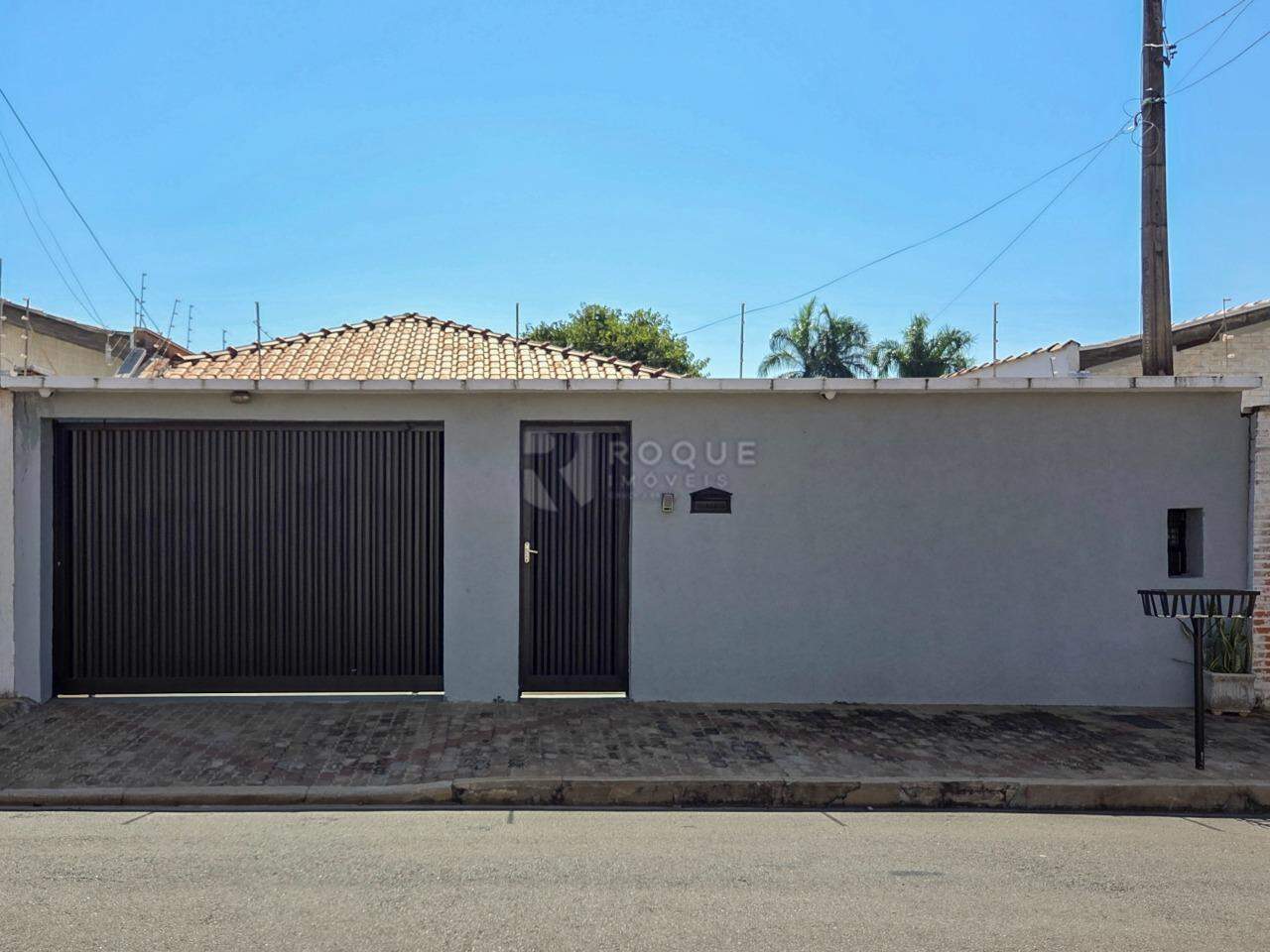 Casa em condomínio para aluguel no bairro Parque Egisto Ragazzo: Fachada 