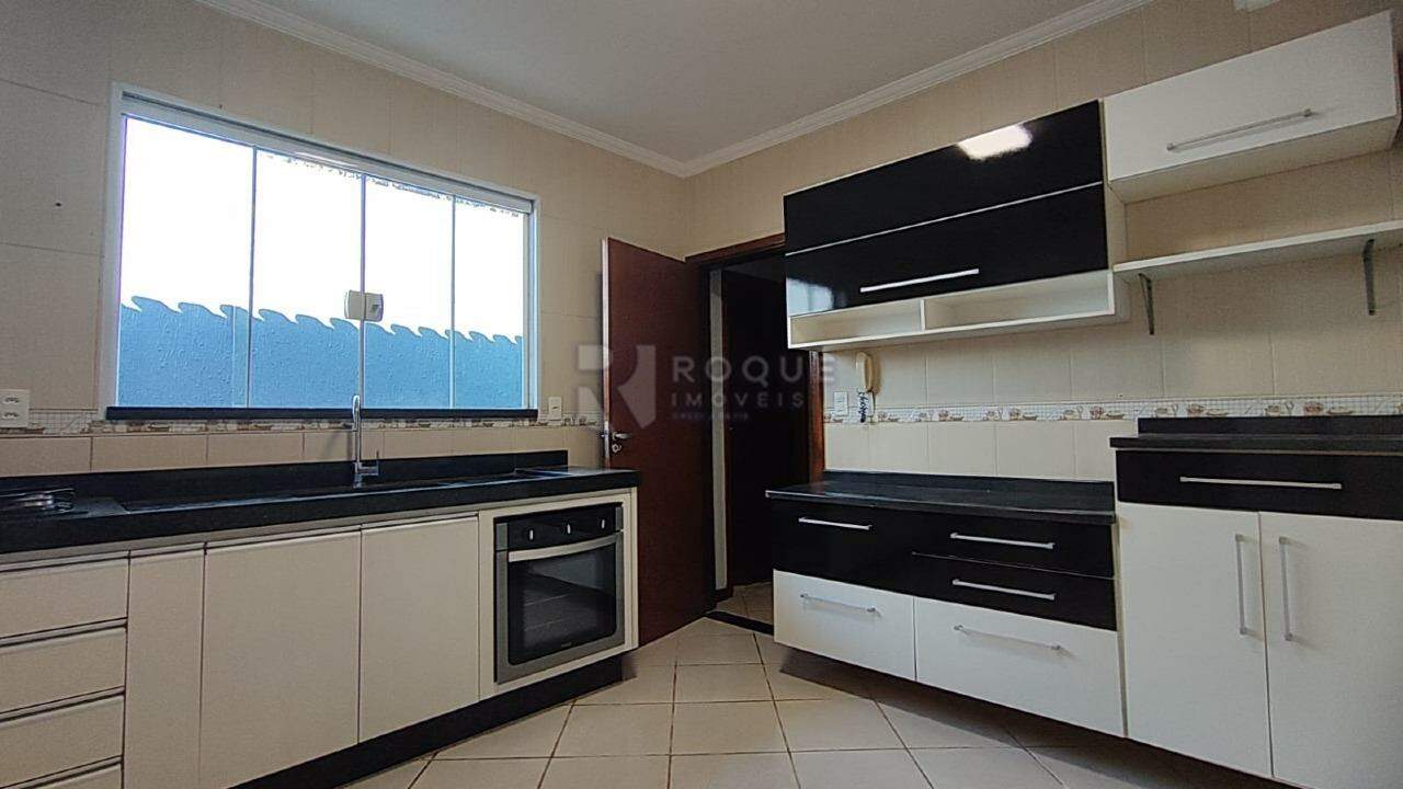 Casa em condomínio para aluguel no bairro Parque Egisto Ragazzo: 