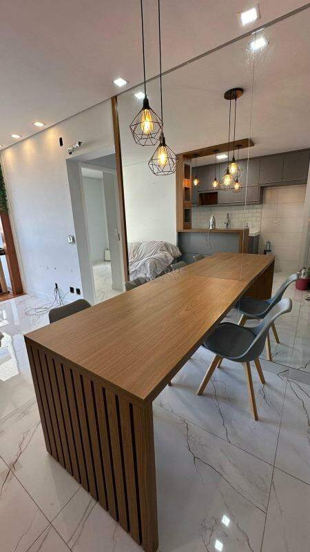 Apartamento à venda no bairro Jardim do Lago: BALCÃO