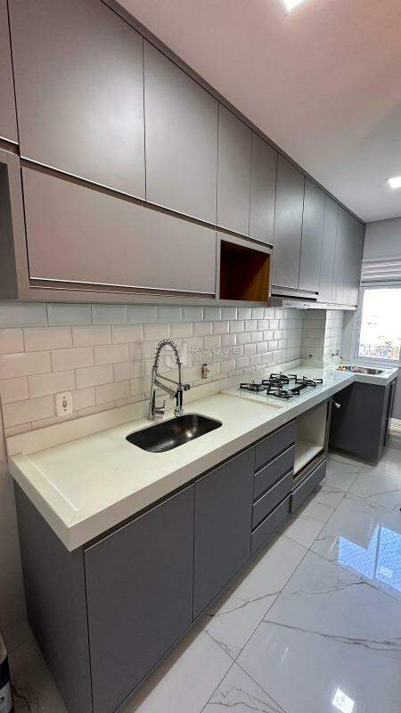 Apartamento à venda no bairro Jardim do Lago: COZINHA