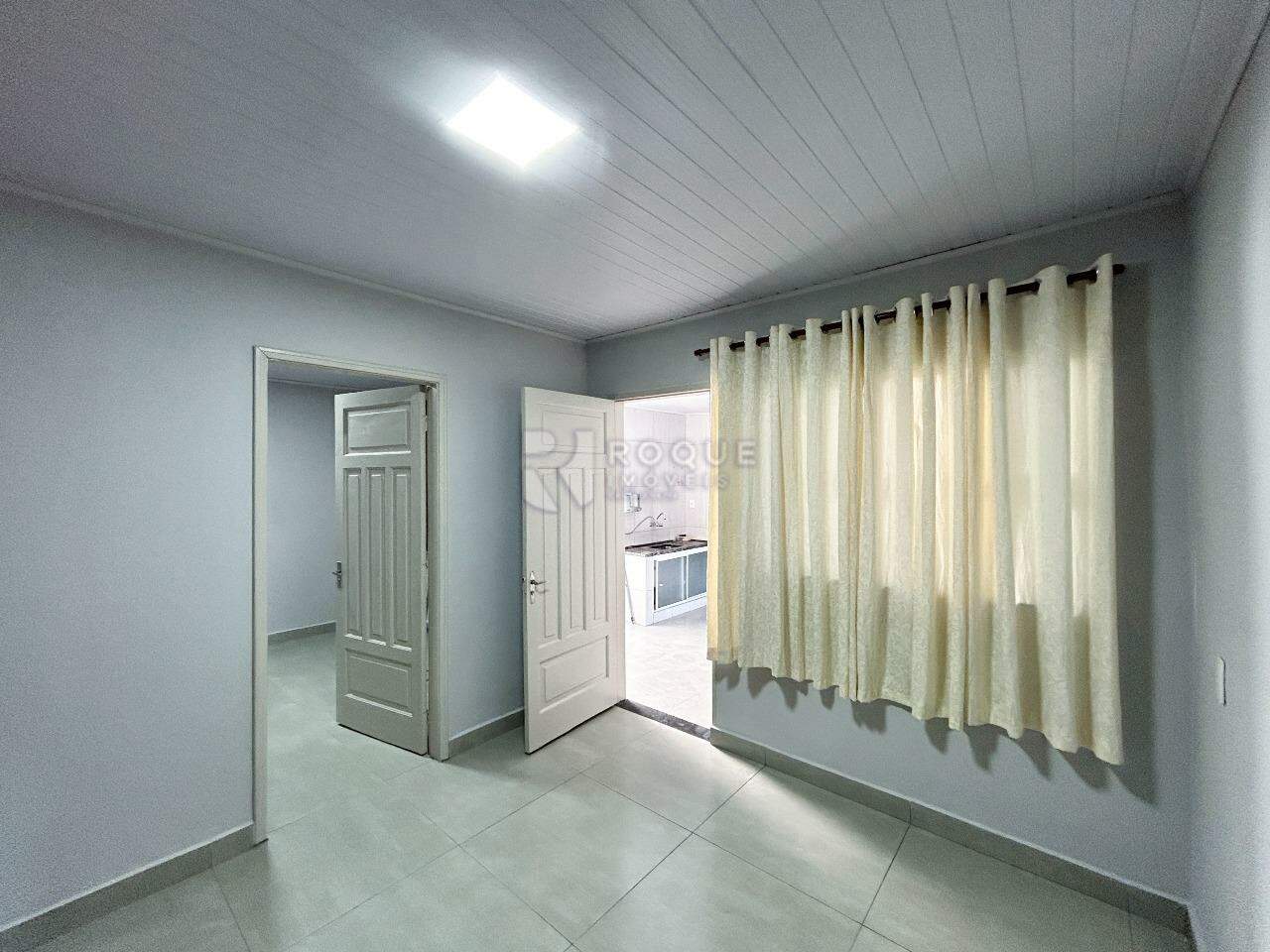 Casa Residencial para aluguel no bairro Jardim Anhanguera: Cozinha 