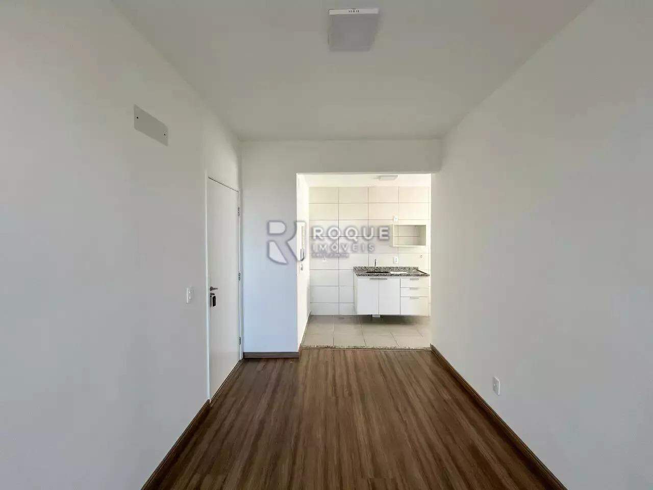 Apartamento à venda no bairro Vale das Esmeraldas: 