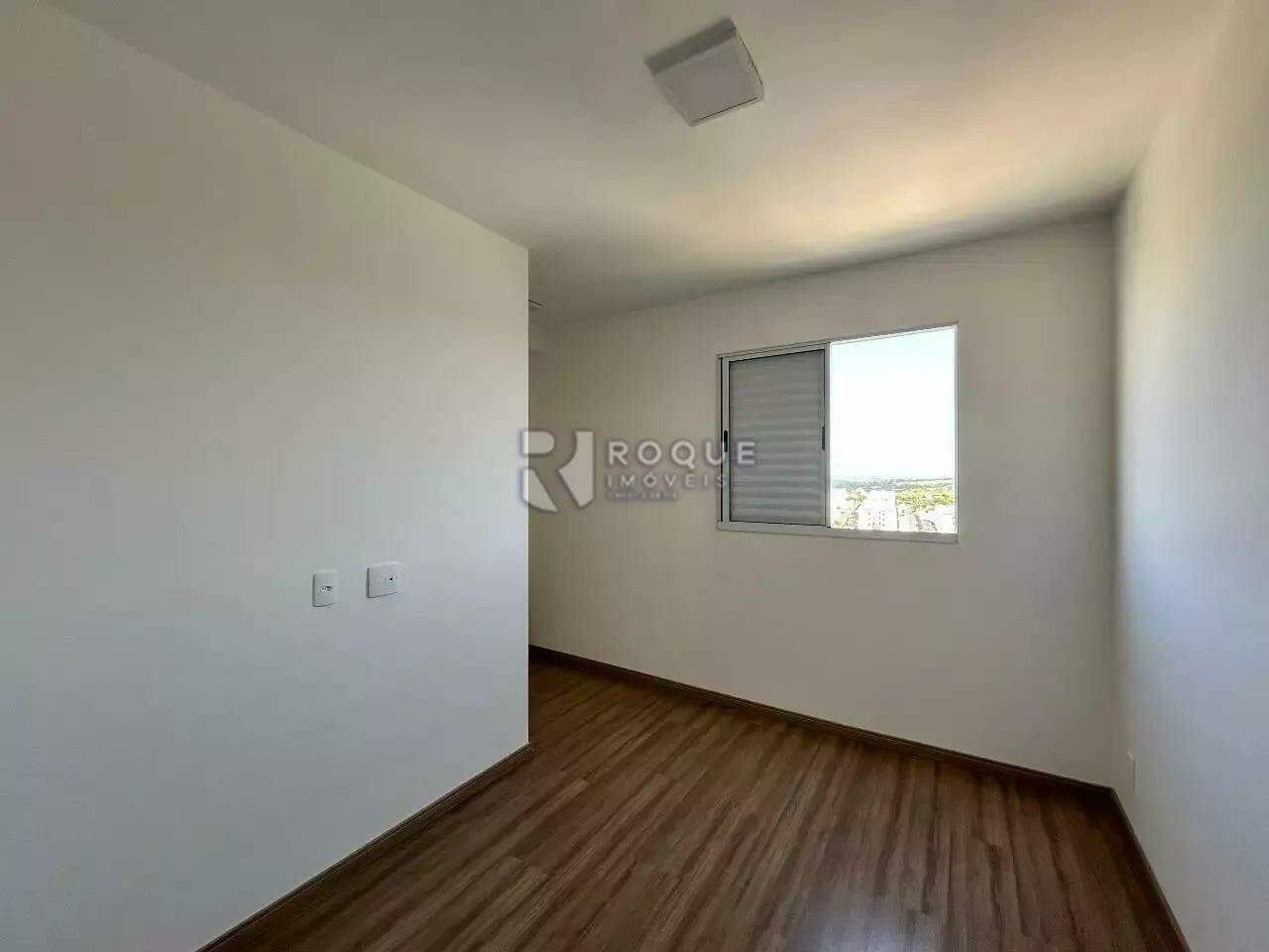 Apartamento à venda no bairro Vale das Esmeraldas: 