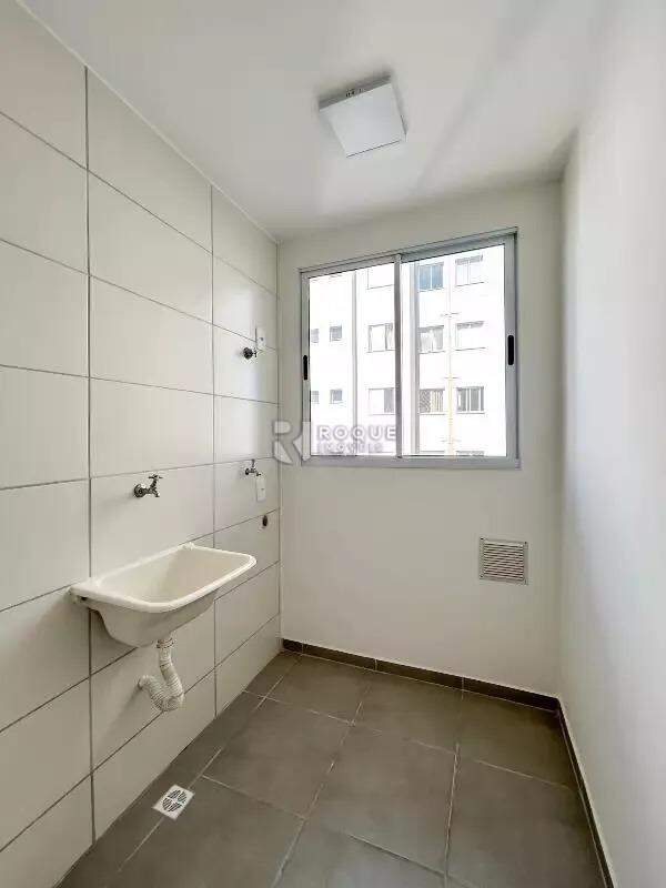 Apartamento à venda no bairro Vale das Esmeraldas: 