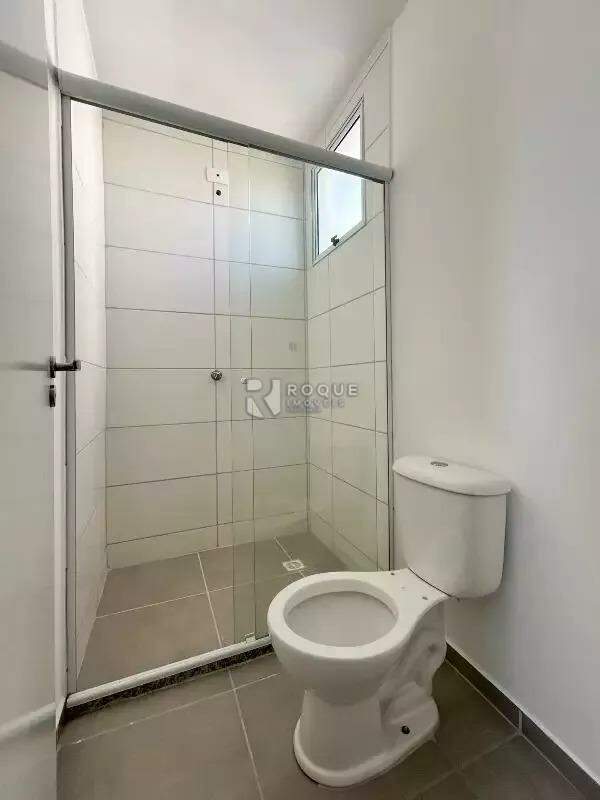 Apartamento à venda no bairro Vale das Esmeraldas: 