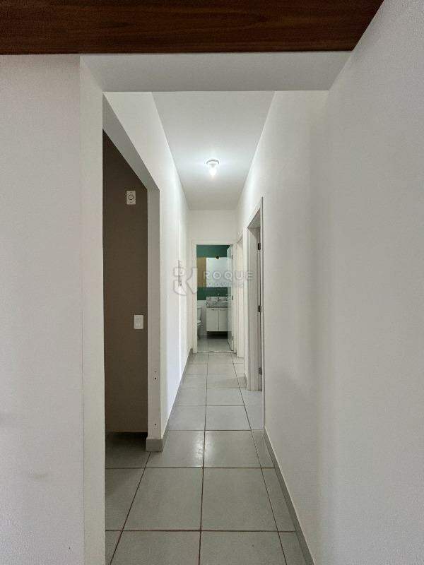 Apartamento para aluguel no bairro Jardim Santa Adélia: Hall 