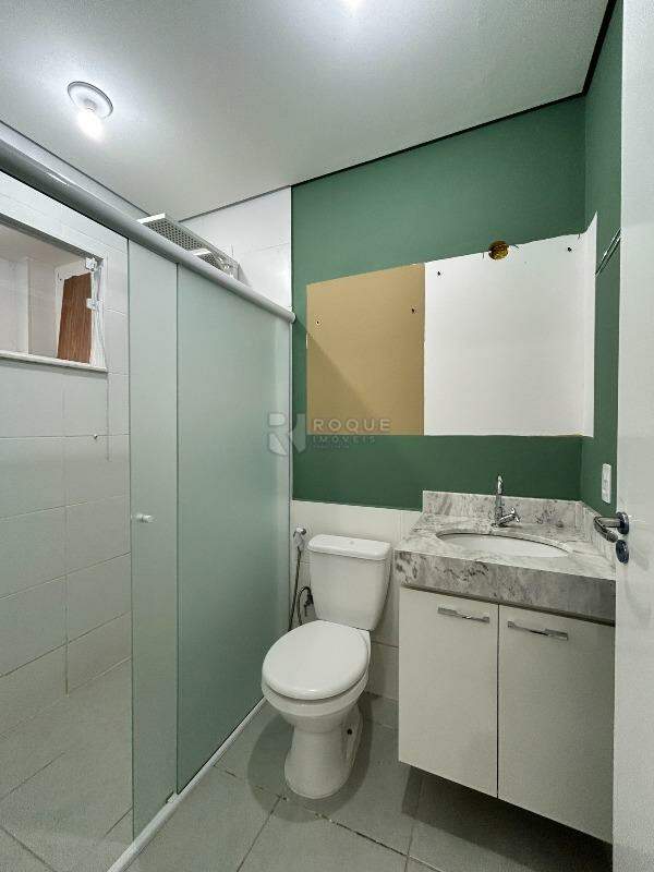 Apartamento para aluguel no bairro Jardim Santa Adélia: WC social 