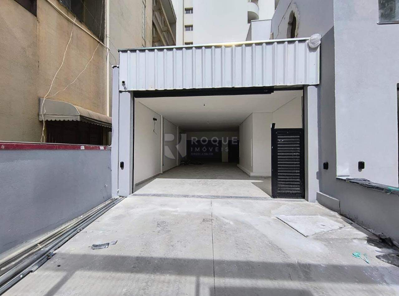 Salão para aluguel no bairro Centro: Frente