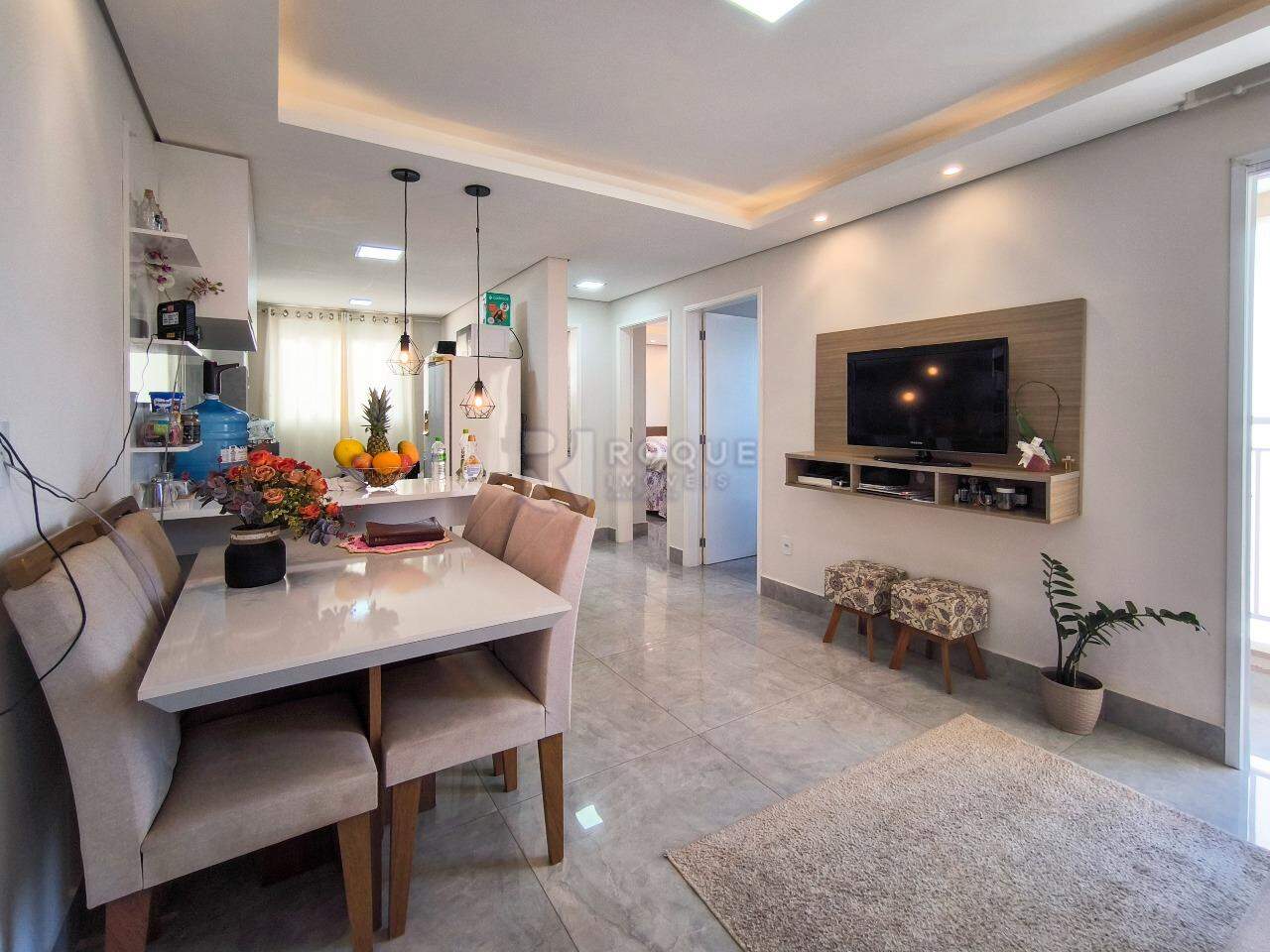 Apartamento à venda no bairro Jardim Trevo: SALA DE ESTAR