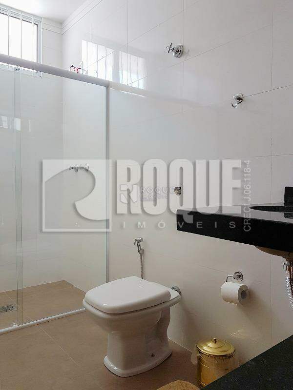Casa Residencial para aluguel no bairro Jardim São Roque: WC social
