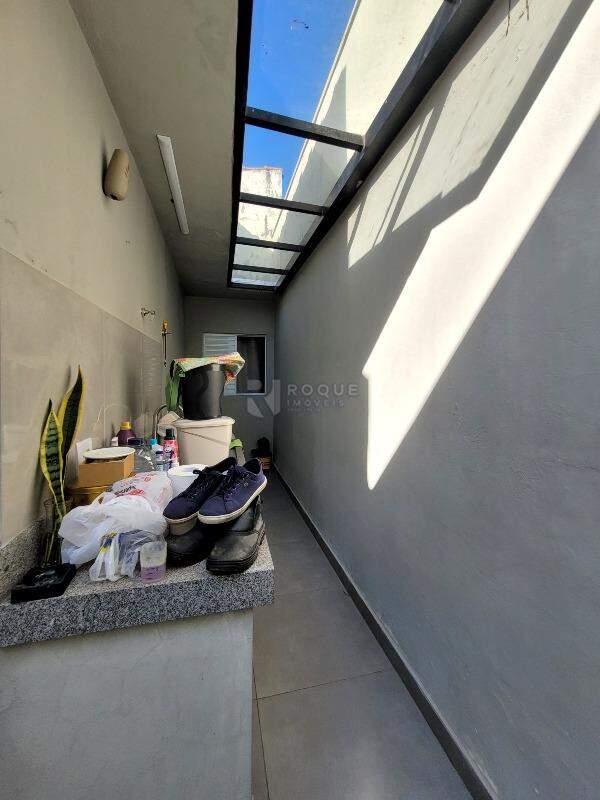 Casa Residencial à venda no bairro Jardim São Francisco: Área de serviço