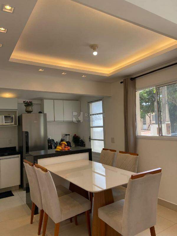 Casa em condomínio à venda no bairro Residencial Itamaracá: 