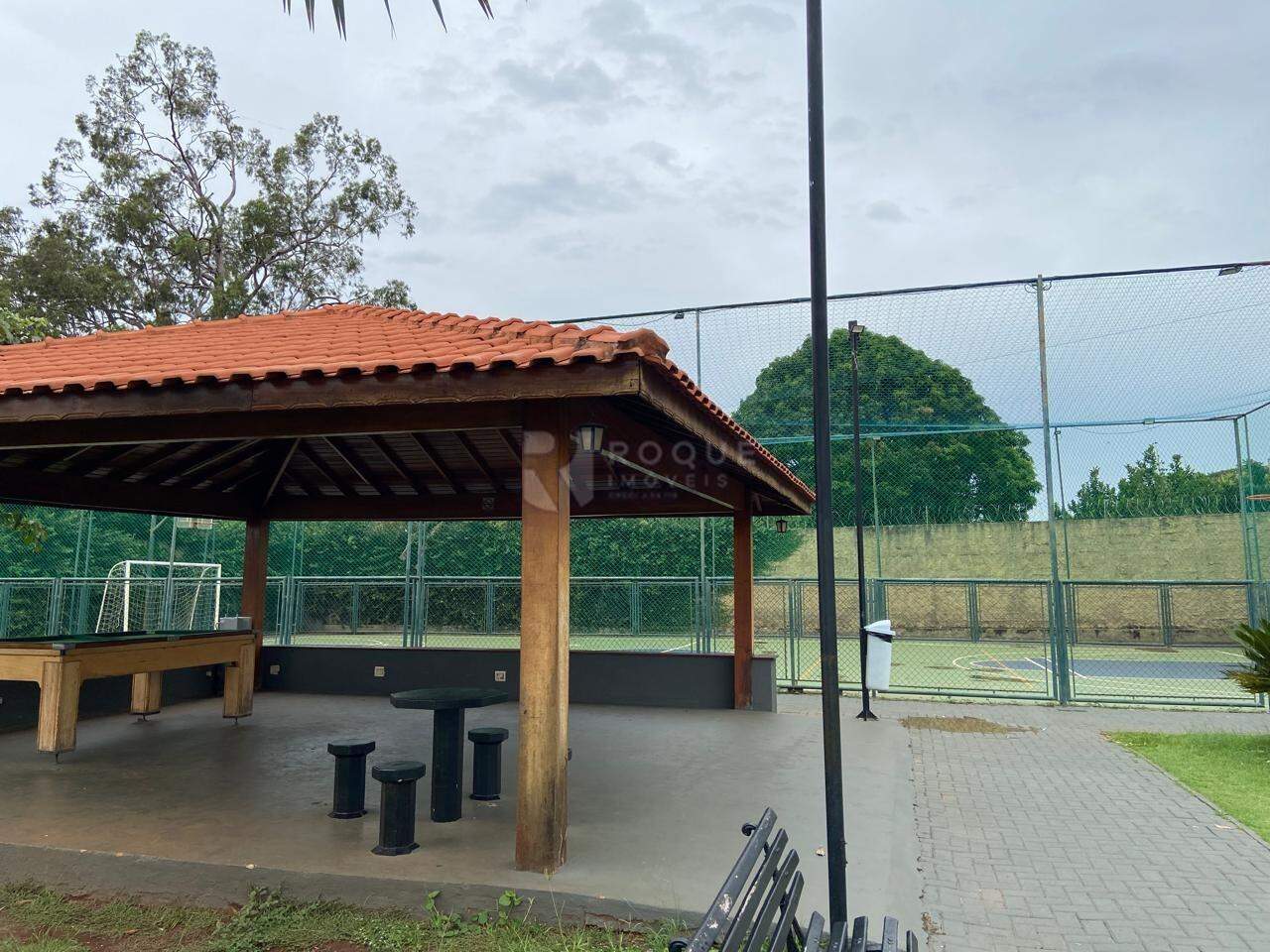 Casa em condomínio à venda no bairro Residencial Itamaracá: 