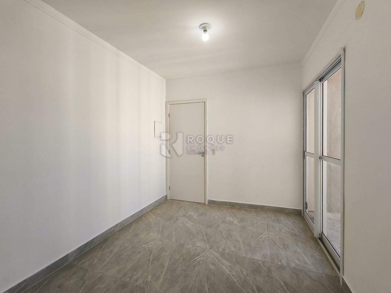 Apartamento à venda no bairro Condomínio Varandas I: SALA DE ESTAR