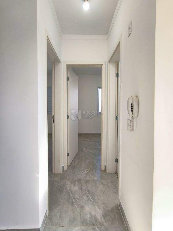 Apartamento à venda no bairro Condomínio Varandas I: CORREDOR INTERNO