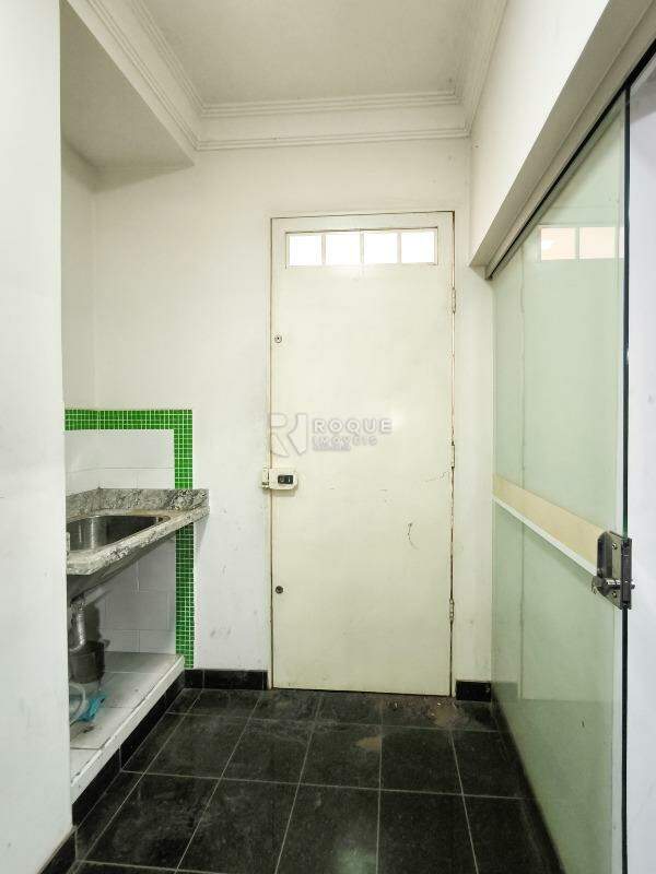 Casa Comercial à venda no bairro Centro: COPA