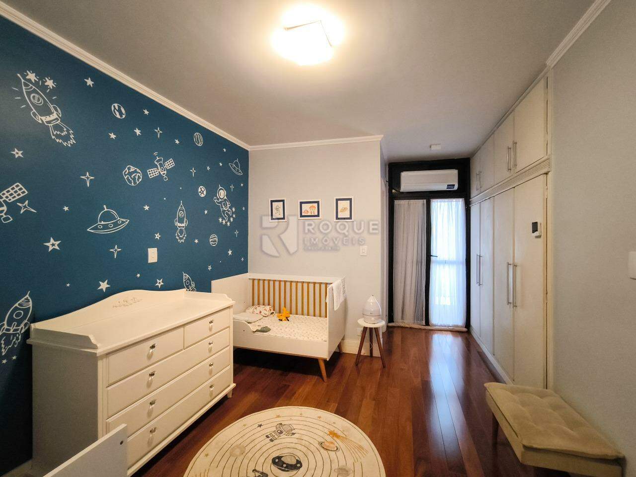 Apartamento à venda no bairro Centro: SUÍTE 1