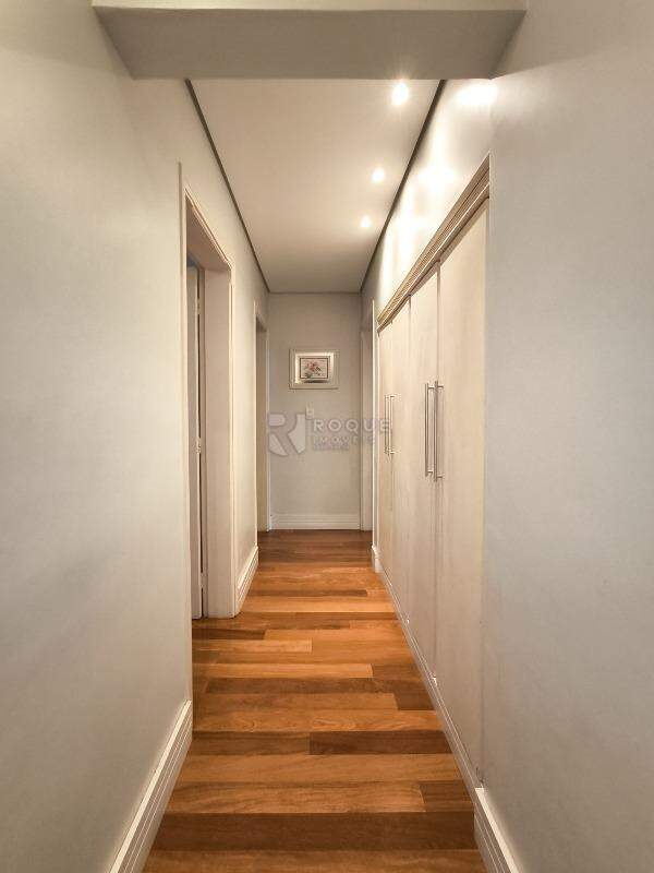 Apartamento à venda no bairro Centro: ROUPEIRO
