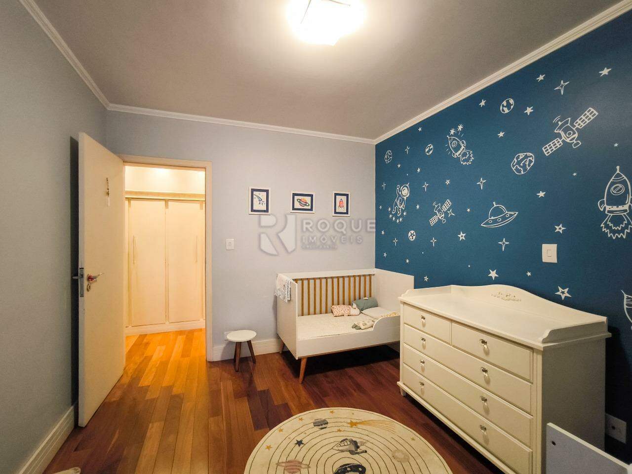 Apartamento à venda no bairro Centro: SUÍTE 1