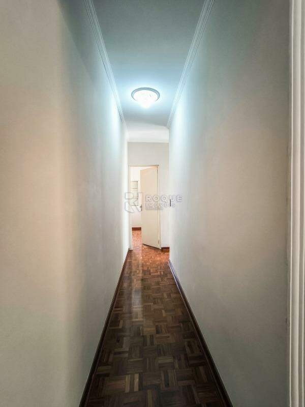 Apartamento à venda no bairro Vila Independência: CORREDOR INTERNO