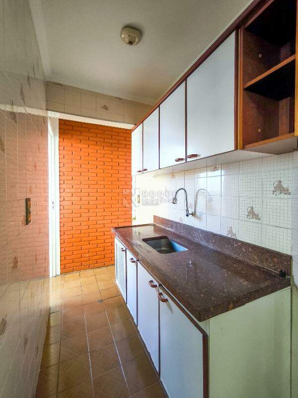 Apartamento à venda no bairro Vila Independência: COZINHA