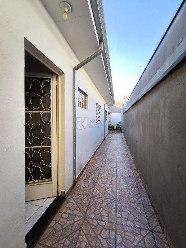 Casa Residencial à venda no bairro Jardim Residencial Alto da Graminha: LATERAL EXTERNA