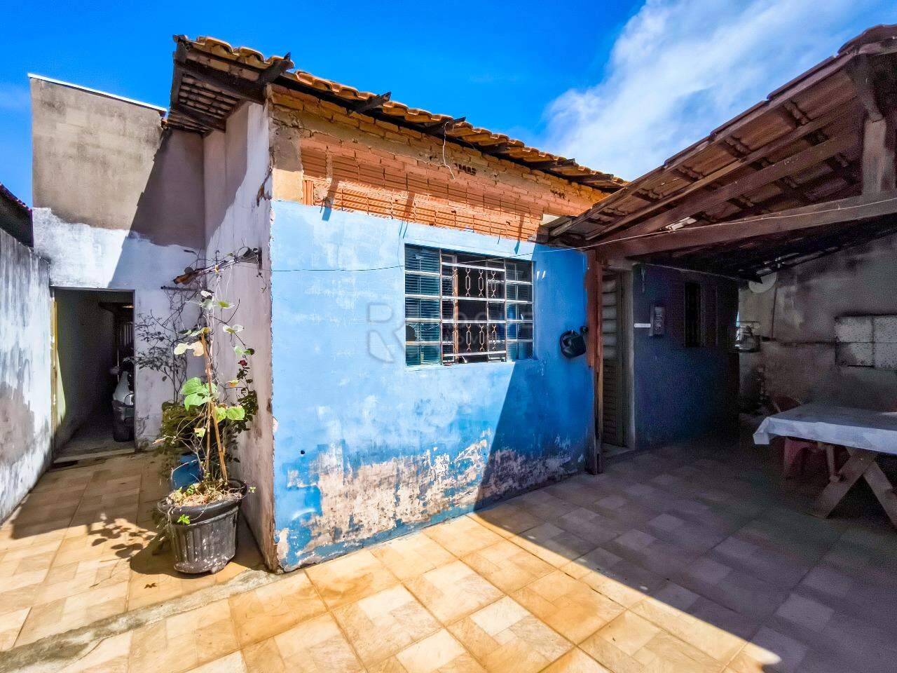 Casa Residencial à venda no bairro Jardim Residencial Alto do Flamboyant: FUNDOS