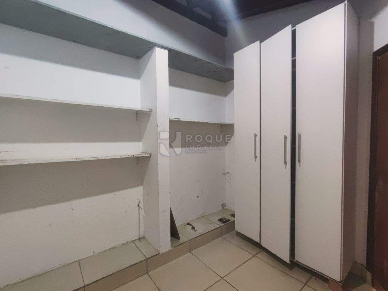 Casa Residencial para aluguel no bairro Jardim Canaa: Dispensa