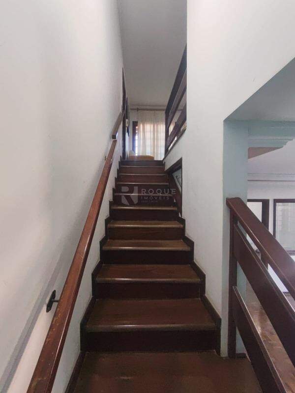 Casa Residencial para aluguel no bairro Jardim Canaa: Piso superior