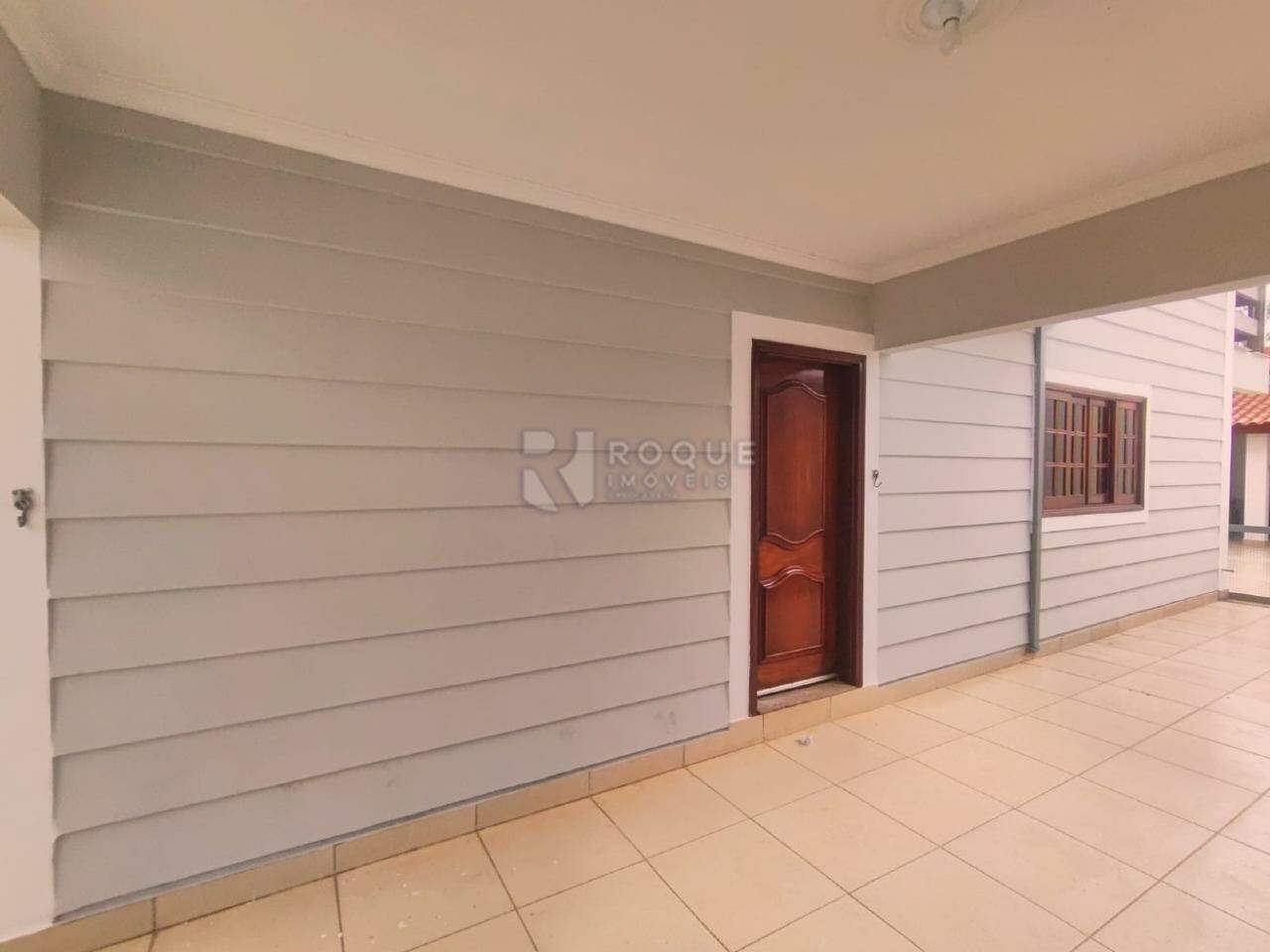 Casa Residencial para aluguel no bairro Jardim Canaa: Garagem
