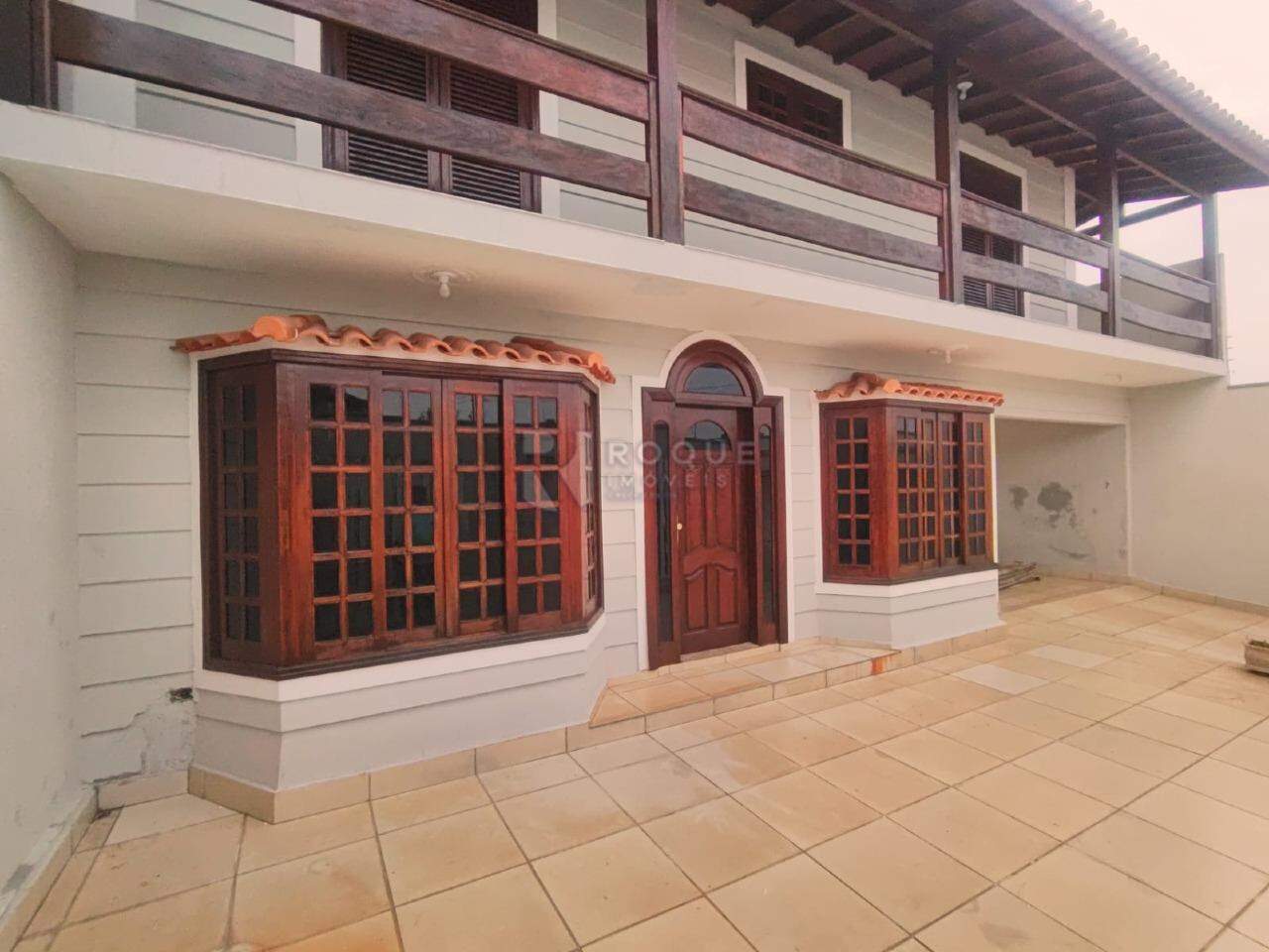 Casa Residencial para aluguel no bairro Jardim Canaa: Quintal