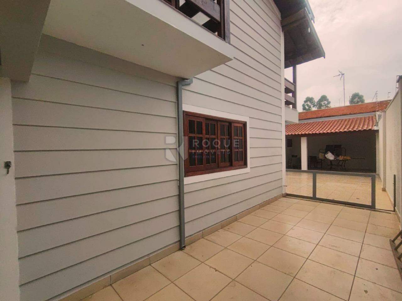 Casa Residencial para aluguel no bairro Jardim Canaa: Garagem