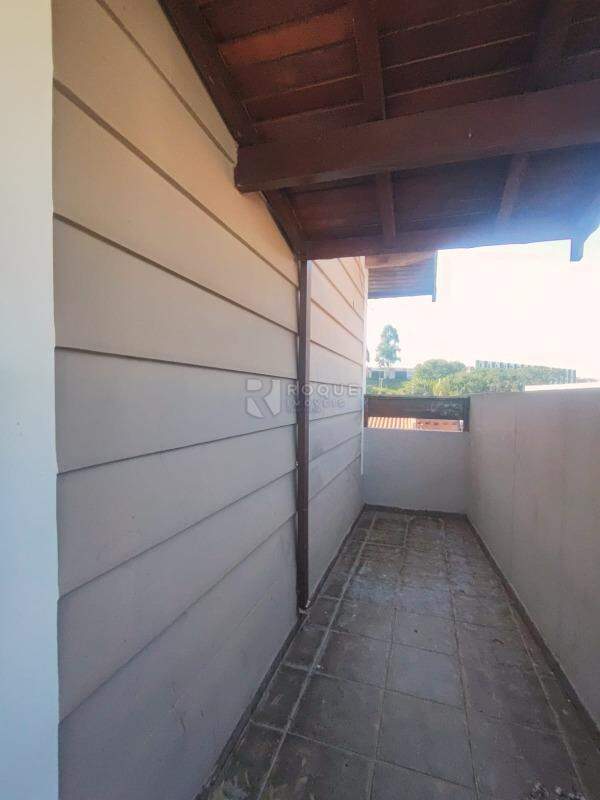 Casa Residencial para aluguel no bairro Jardim Canaa: Varanda