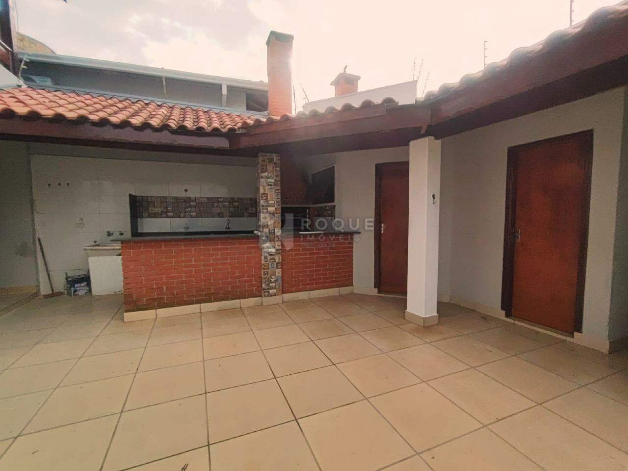 Casa Residencial para aluguel no bairro Jardim Canaa: Quintal